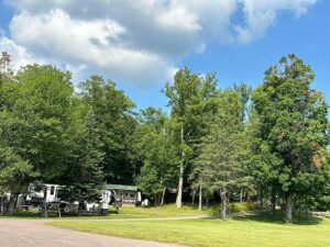 Flying Eagle RV Resort